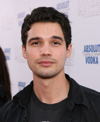 steven strait